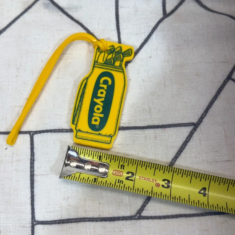 Crayola Luggage Tag OS Yellow Vintage Golf Bag Novelty Travel Accessory